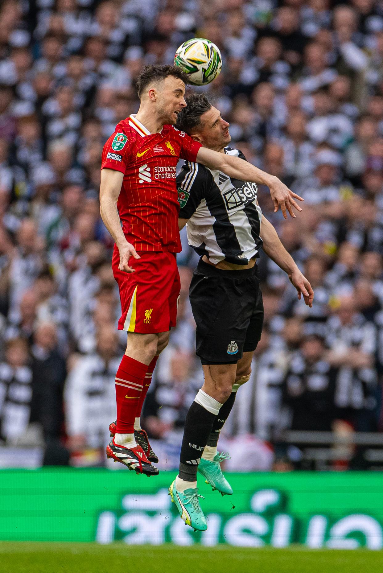 爱游戏体育-纽卡斯尔迎NBA总决赛关键赛，今晚豪取连胜，震撼外界，年轻球员得到机会(纽卡斯尔vs巴萨)